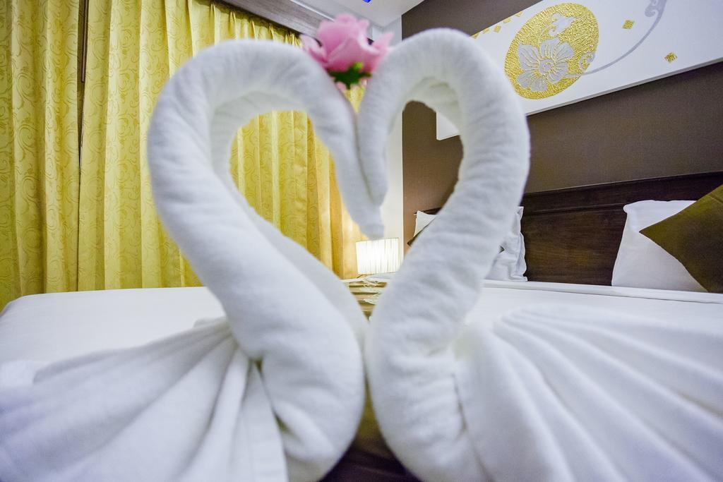 The Luxur Boutique Hotel パトン エクステリア 写真