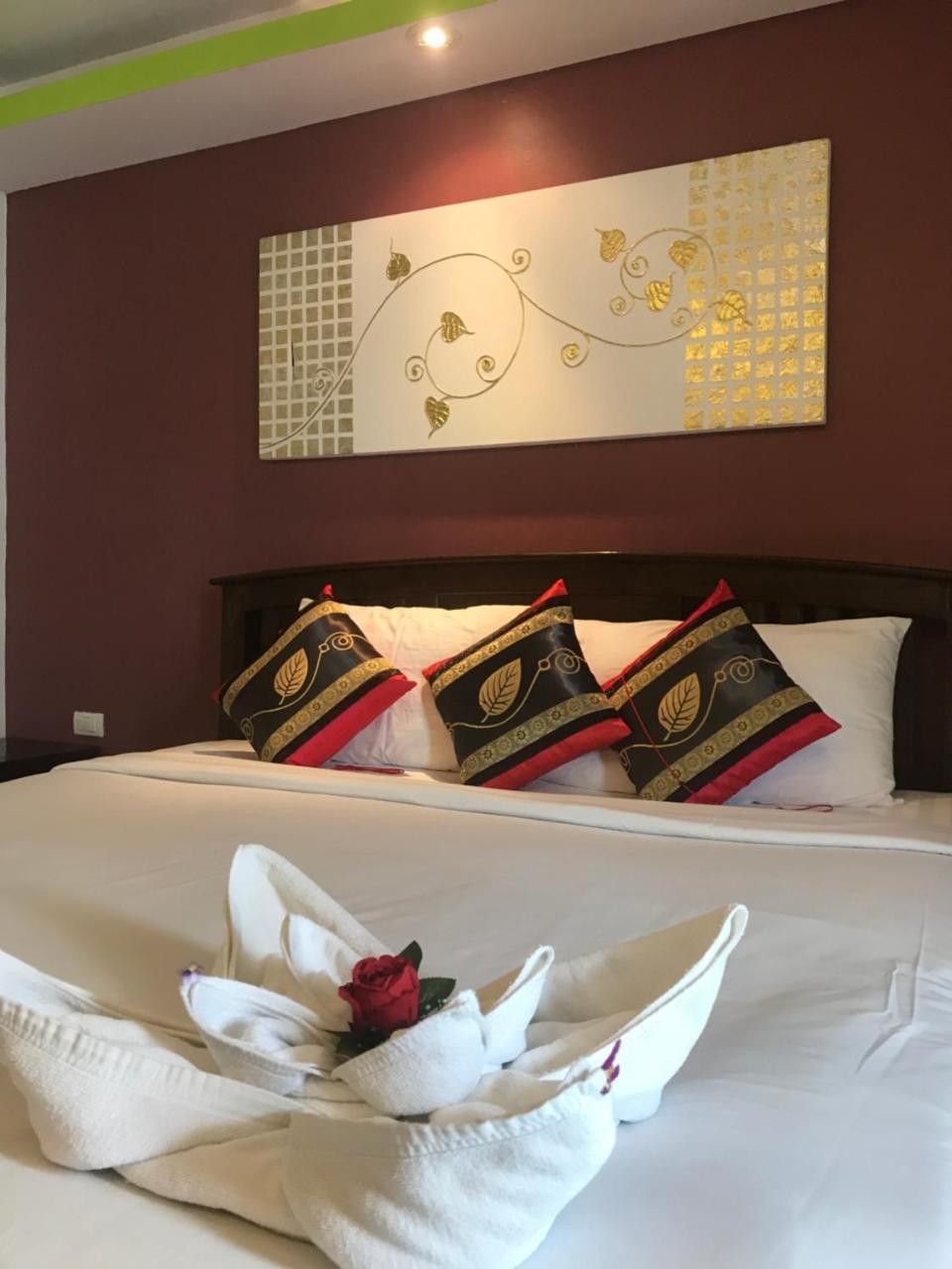 The Luxur Boutique Hotel パトン エクステリア 写真