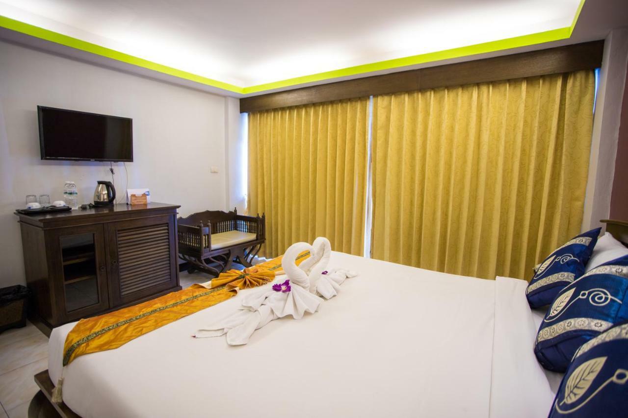 The Luxur Boutique Hotel パトン エクステリア 写真